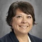 Lynn Hamlin, headshot
