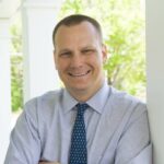 Derek Boonisar headshot