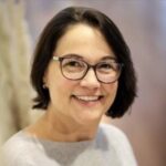 Jennifer Day headshot